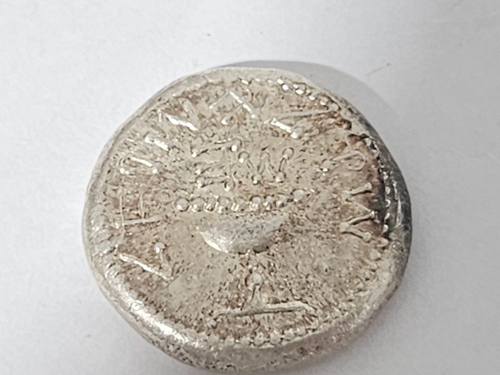 מטבע מכסף רפליקה של מטבע יהודי עתיק 
משקל כ 15.66 גרם