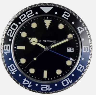 Wall - Wall Clock Modern Metal Design GMT-Master II "BATMAN" Style Luminescent Glow in The Dark. 