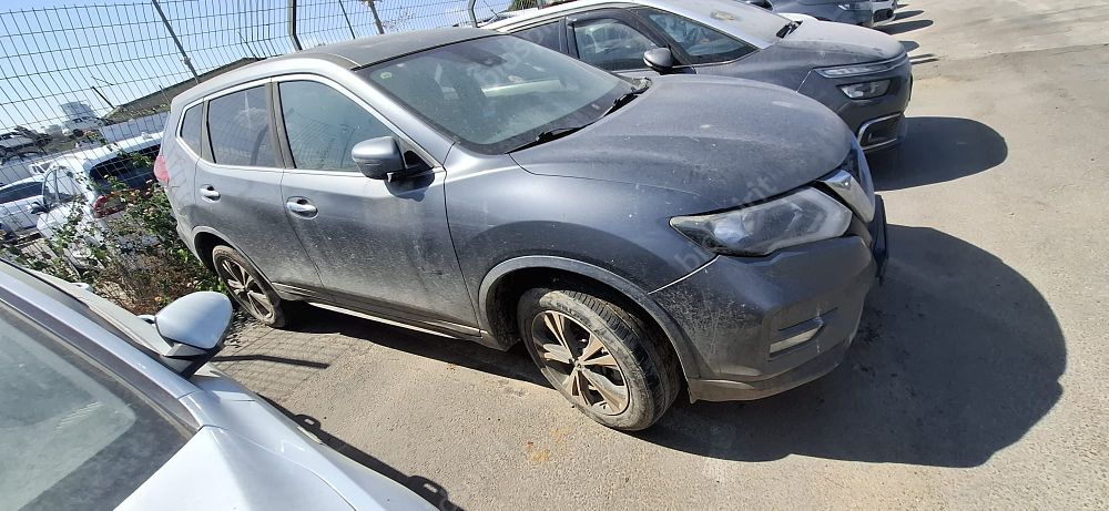 ניסאן אקס טרייל מודל 2020. 191,862 ק"מ, יד שנייה. תיבת הילוכים: אוטומטי
צבע: אפור מטאלי, מנוע: 