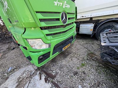 מרצדס אקטרוס מודל 2020. יד נוכחית: ראשונה, בעלות נוכחית: חברה. תיבת הילוכים: אוטומטי
צבע: ירוק 