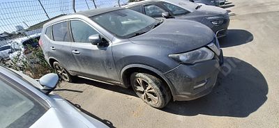 ניסאן אקס טרייל מודל 2020. 191,862 ק"מ, יד שנייה. תיבת הילוכים: אוטומטי
צבע: אפור מטאלי, מנוע: 