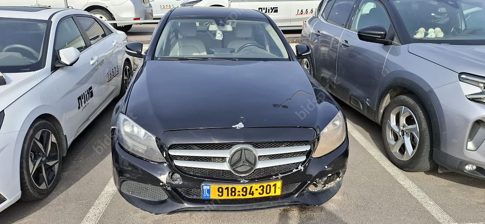 מרצדס C220 BLUETEC מודל 2014. 613,143 ק"מ