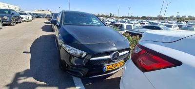 מרצדס A250 E מודל 2021. 140,793 ק"מ, יד נוכחית: שנייה, בעלות נוכחית: פרטי. תיבת הילוכים: 