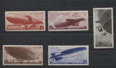 СССР 1934 г. Дирижабль "Ленин" Полн сер 5 мар (**). СОЛ 47074 - КАТАЛОГ С НАКЛЕЙКОЙ 30000 РУБ.