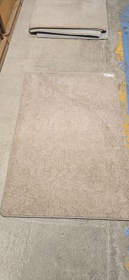 1 x cream beige hessian back floor rug 55inch x 39 inch new item
