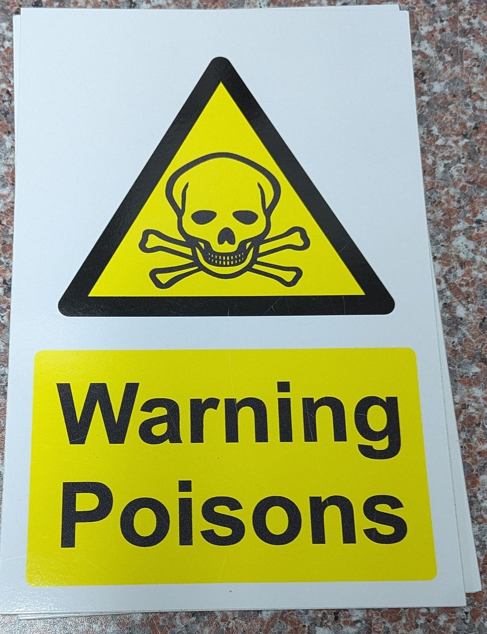 poisons sign 30cm by 20cm
