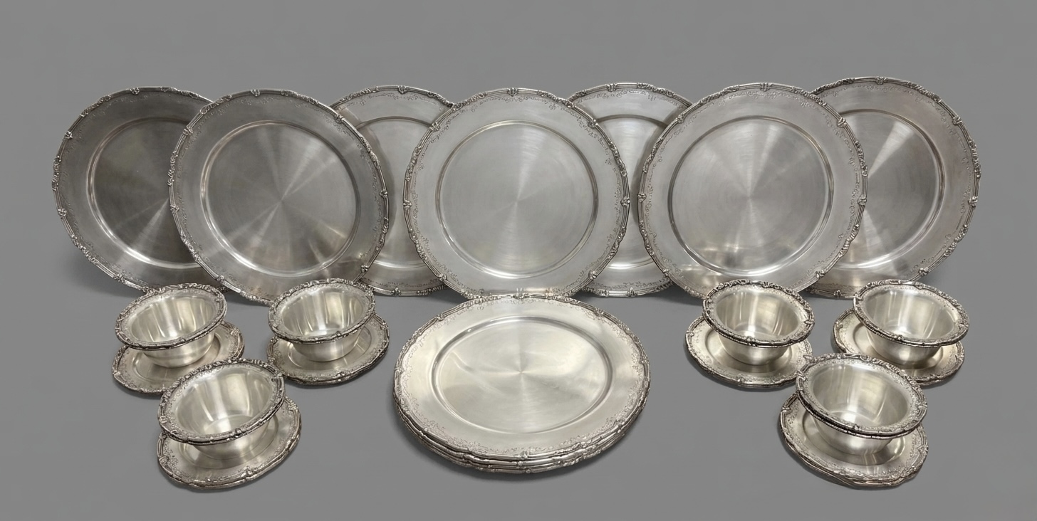 Leiloeira Soares & Mendon&ccedil;a | Auction 2/2026 | Antiques & Works of Art