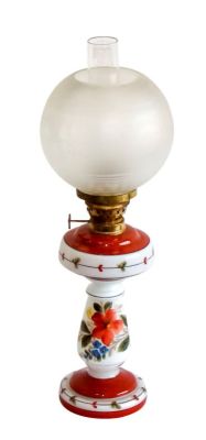 Candeeiro de mesa, romântico, de vidro opalino, decoração policromada, com globo e chaminé, de