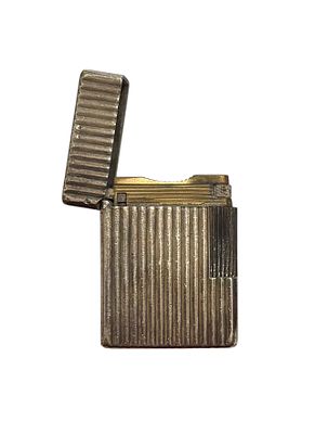 St. Dupont lighter, silver plated. Missing the stone.