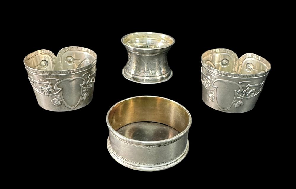 4 Napkin rings, in 833 silver, with eagle hallmark - Porto (1938-1984). Weight 104 grams.