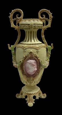 Large amphora-shaped jug, made of Coimbra ceramic, polychrome decoration with busts of ladies 