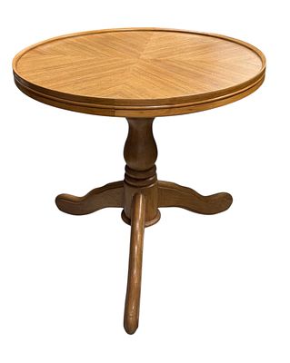 Round table, with a trellis base, in mahogany, with a removable top. Diameter 0.70.