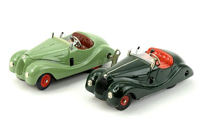Pair Schuco Examico 4001 Windup Metal Cars Green. Pair rare Schuco Examico 4001 windup metal 