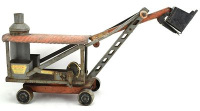 ANTIQUE 1920S PRESSED STEEL KEYSTONE RIDE-EM STEAM. Great vintage steel toy in solid condition. 