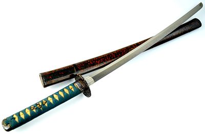 Shinto Period Japanese Wakizashi Sword ~ signed Kunisada. Shinto wakizashi, 21 and 1/2 inch 