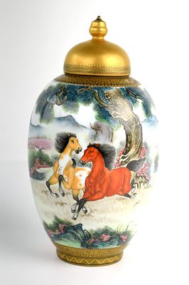 Chinese Daoguang Seal Mark Quing Dynasty Porcelain Ginger Jar. Rare Chinese Qing Dynasty hand 