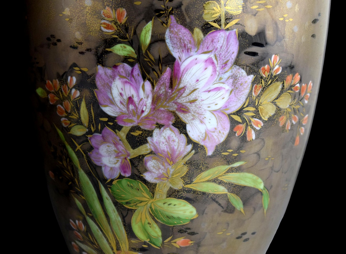 Pair Rosenthal Hand Painted Vases Floral and Gold Motif by Walter Mutze Traumland