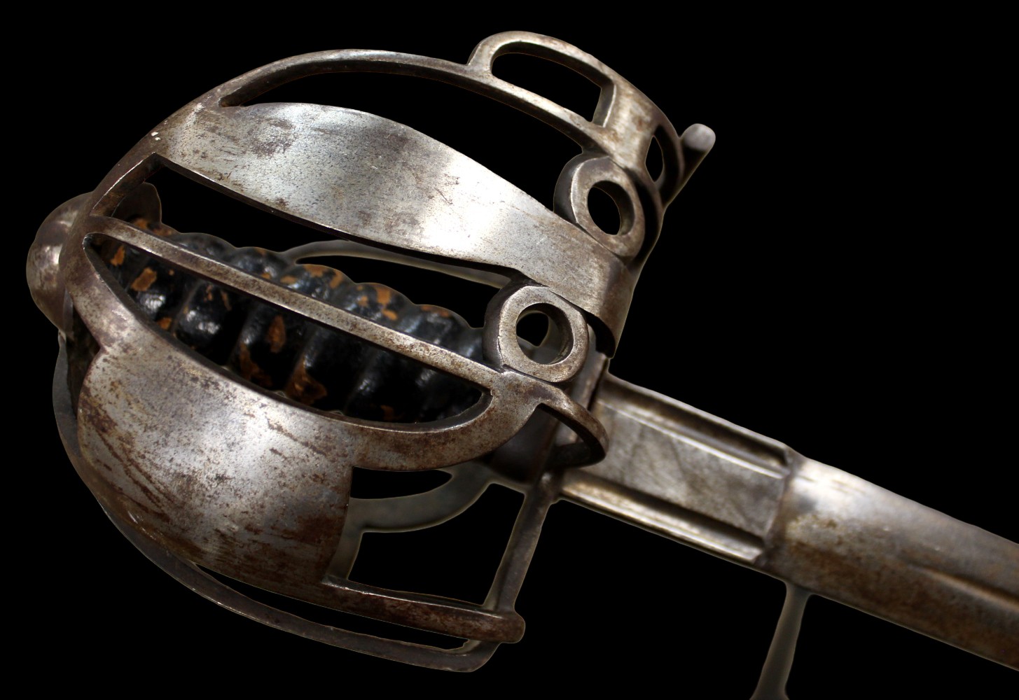 18th-19th C. Scottish Officer Basket-hilt Battle Broad Sword, Blade Maker Marked