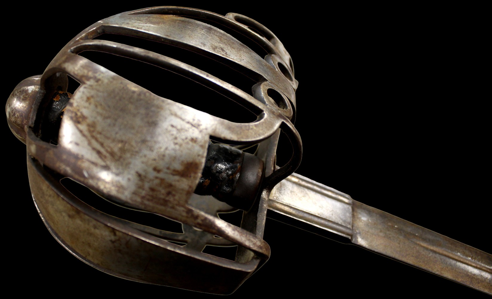 18th-19th C. Scottish Officer Basket-hilt Battle Broad Sword, Blade Maker Marked