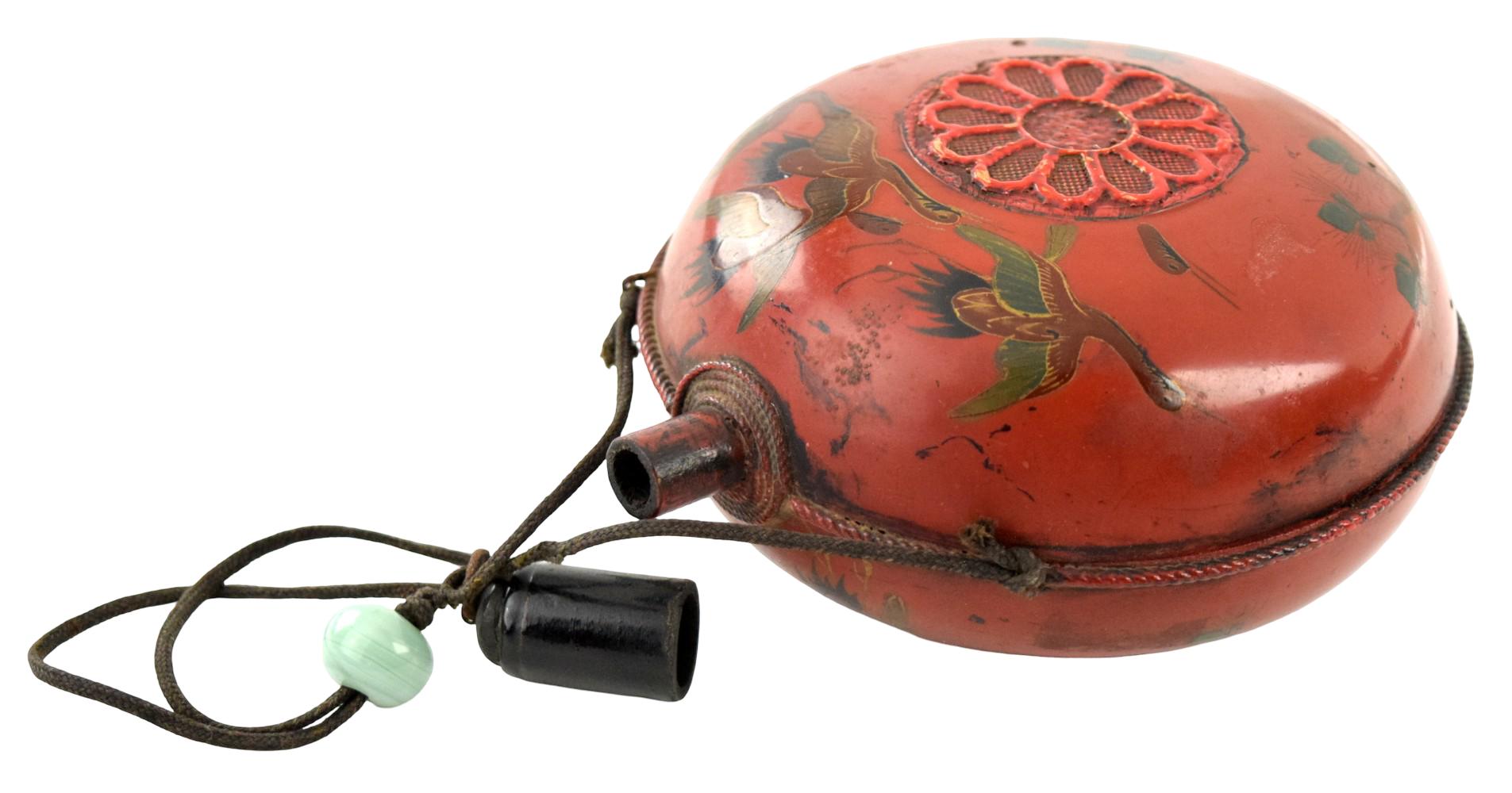 Edo Period Japanese lacquered powder flask