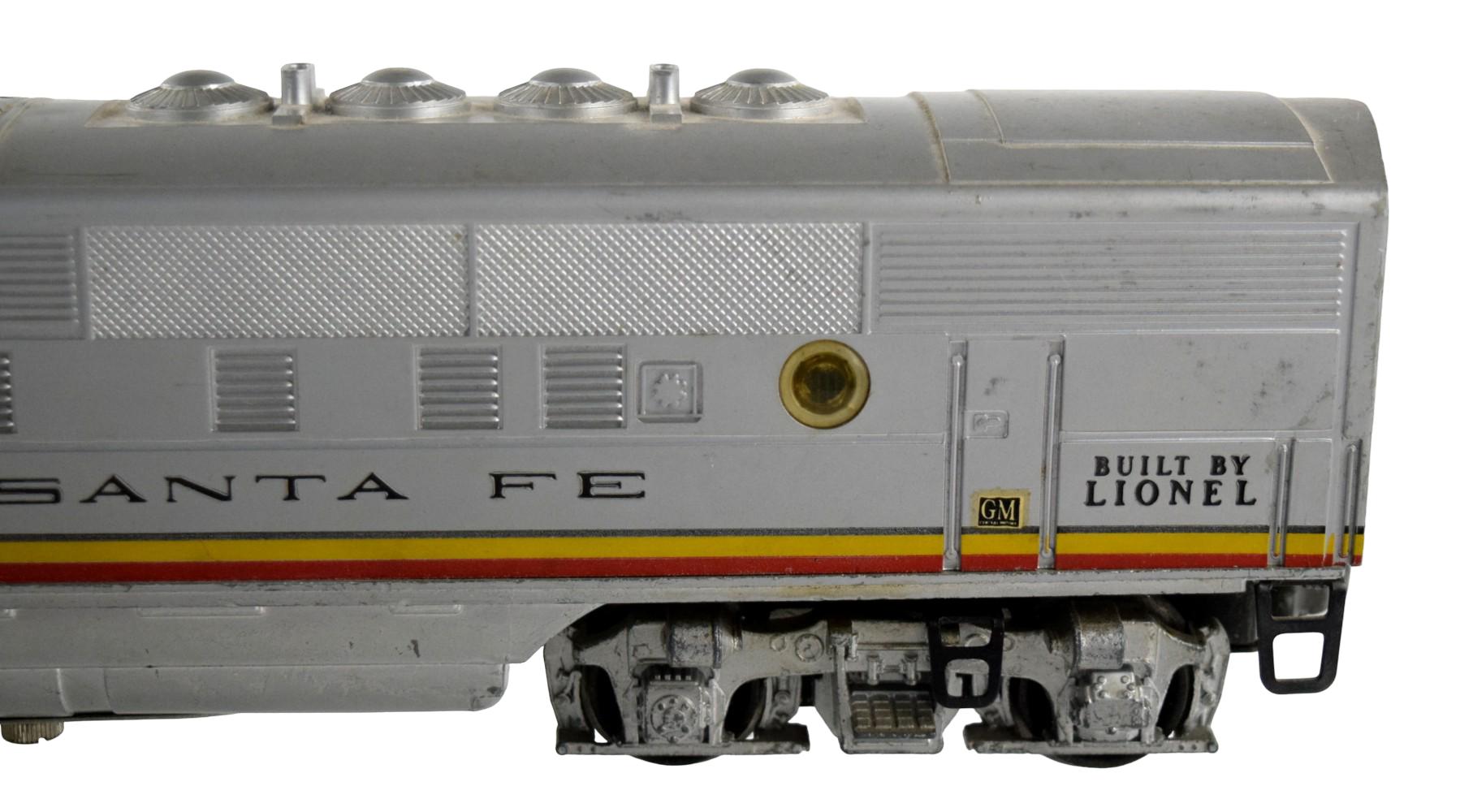 Vintage Lionel Santa Fe 2333-20 Diesel F3 Locomotive