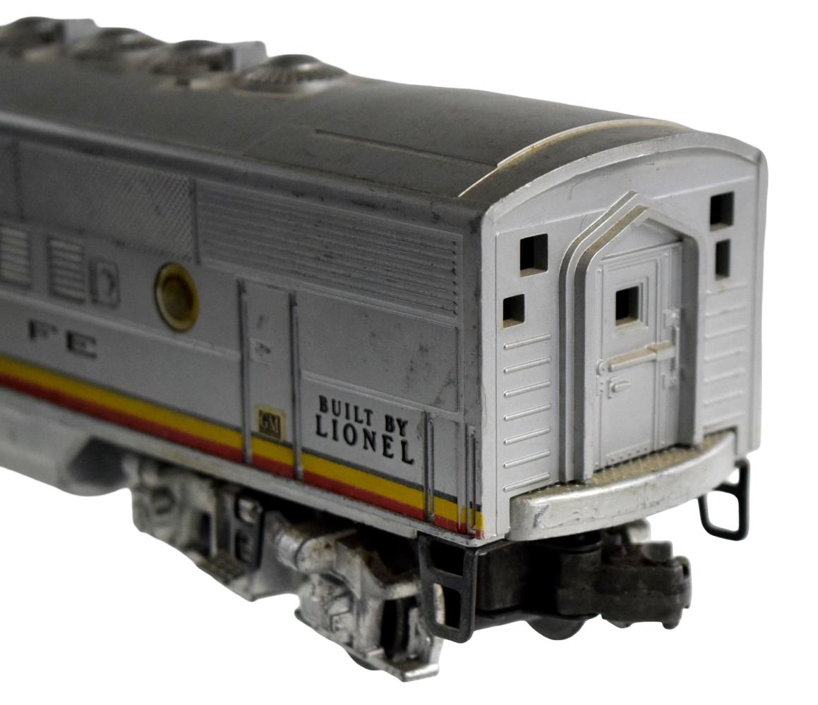 Vintage Lionel Santa Fe 2333-20 Diesel F3 Locomotive