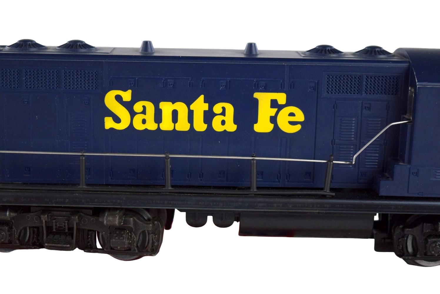 LIONEL-SANTA FE 6-8352-GP-20 POWERED DIESEL LOCOMOTIVE #8352