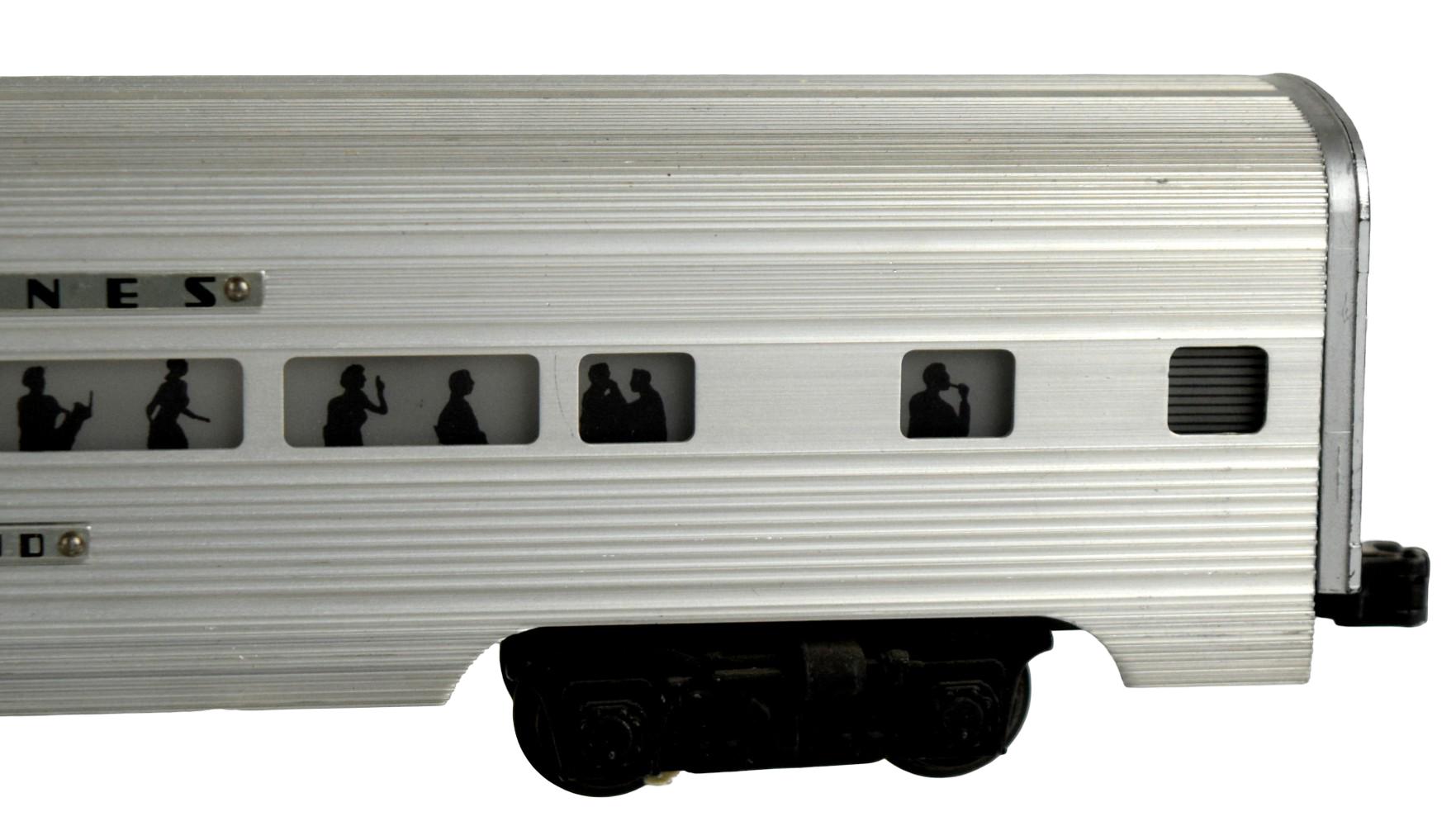 Lot 2 Postwar Lionel Lines O Gauge Cars