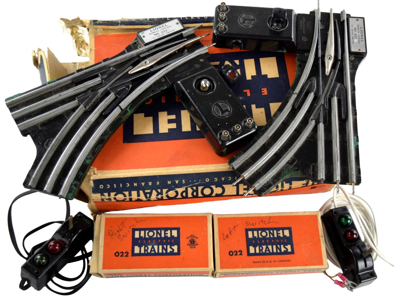 Lionel 022 O Gauge Left-Hand & Right-Hand Electric Remote Switches/Box