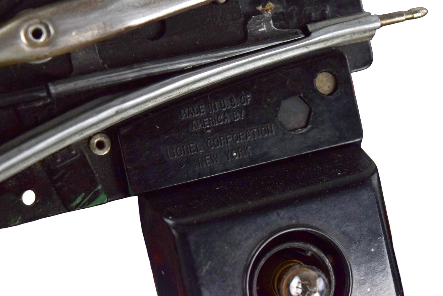 Lionel 022 O Gauge Left-Hand & Right-Hand Electric Remote Switches/Box