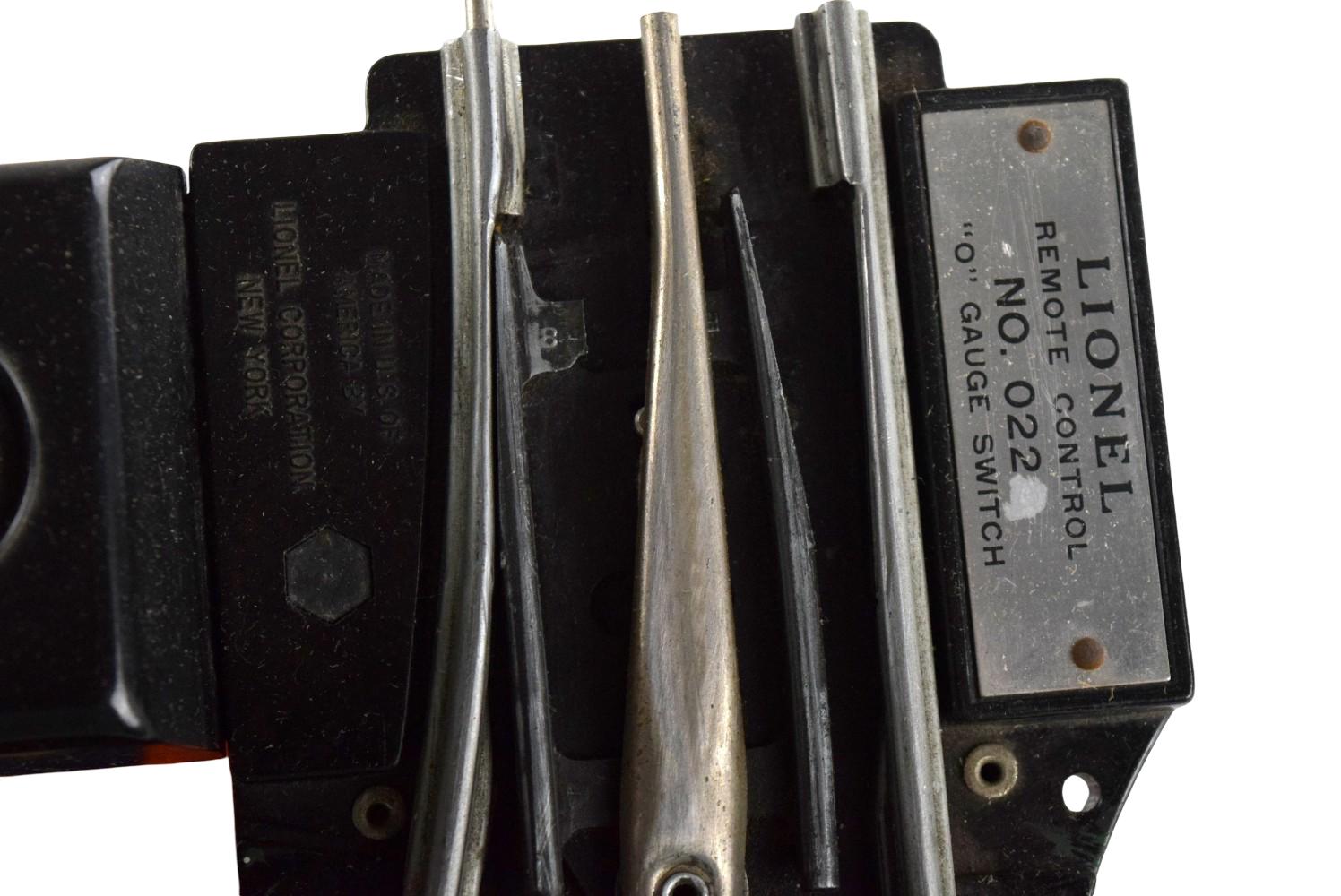 Lionel 022 O Gauge Left-Hand & Right-Hand Electric Remote Switches/Box