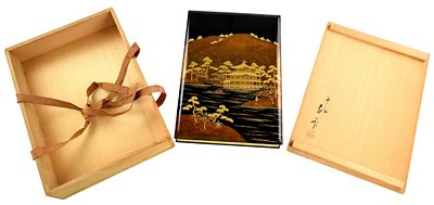 Japanese Heian Zohiko A Lacquer Bunco Document Box. Showa era (1926-1989), 20th Century. 