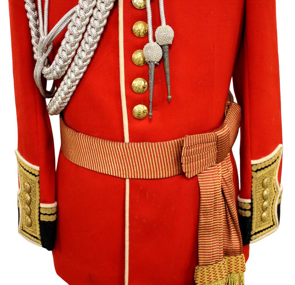 BRITISH FOOT GUARDS OFFICERS SCARLET FULL DRESS UNIFORM WITH BEARSKIN and GSM