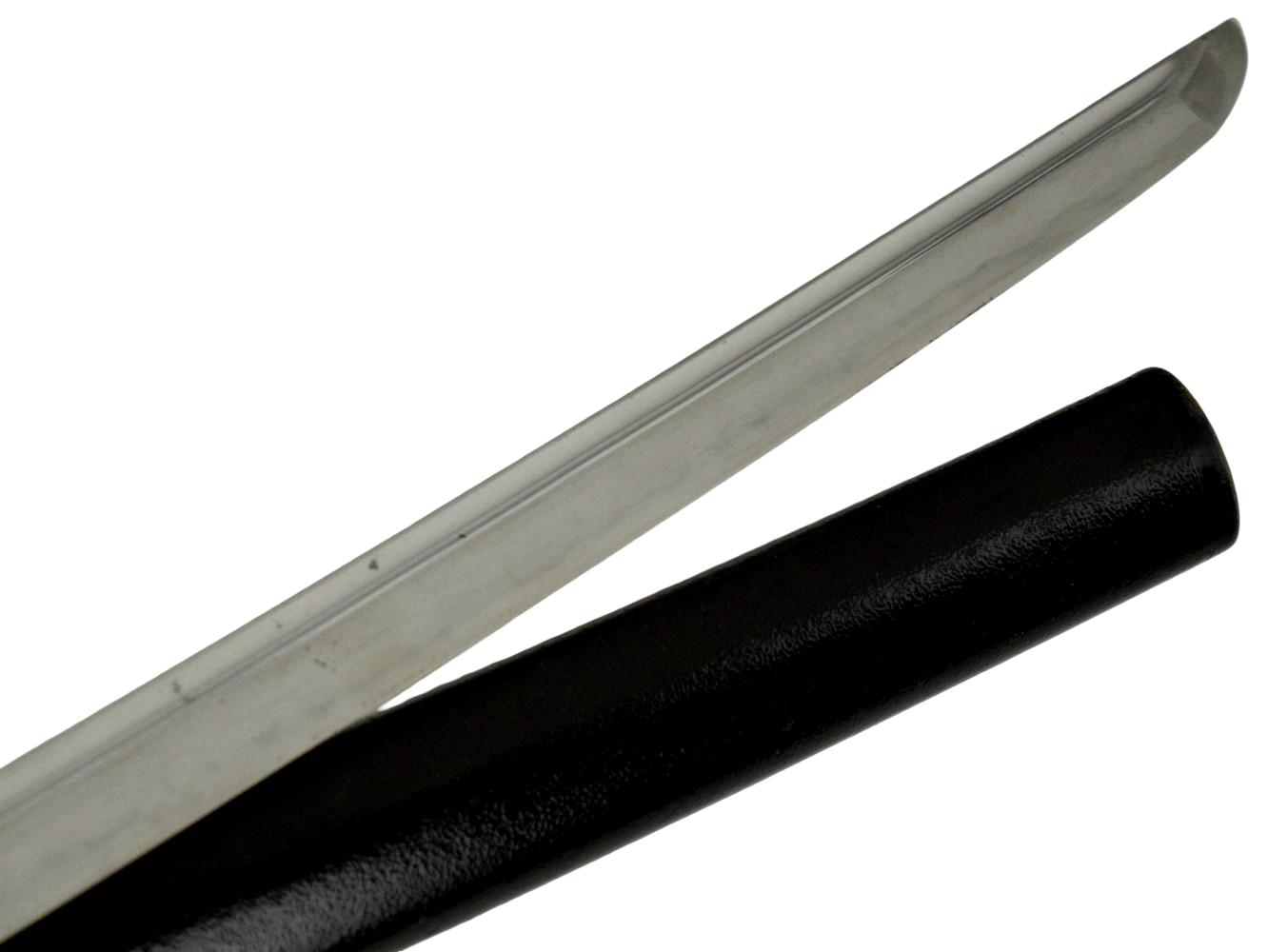 Early 1600's Shinto katana, 29 inch length of cutting edge, signed Dewa Daijo Fujiwara Kunimichi