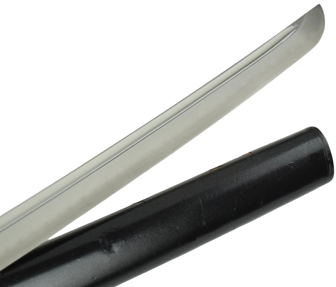 Shinto katana, 26 and 1/2 inch length of cutting edge. A powerfully shaped katana with a rare cutting test. The blade is signed Echizen Koku