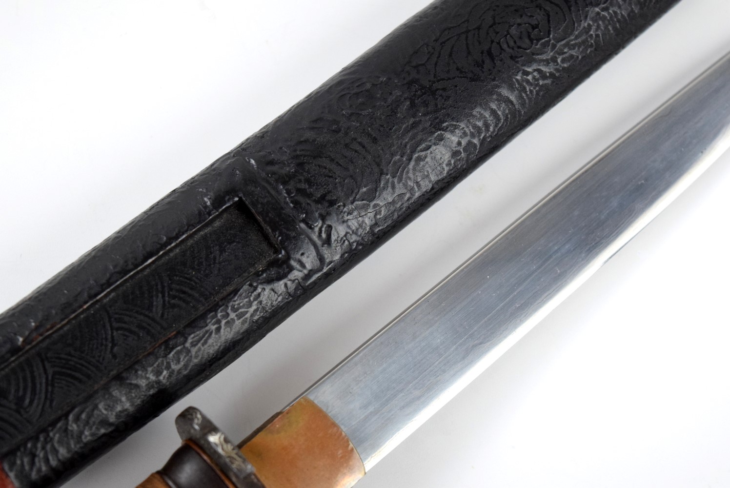 Lovely 18th C. Japanese Samurai TANTO Dagger with Silver & Gilt Copper Inlaid Mounts and a Nice Blade with Active Patterns