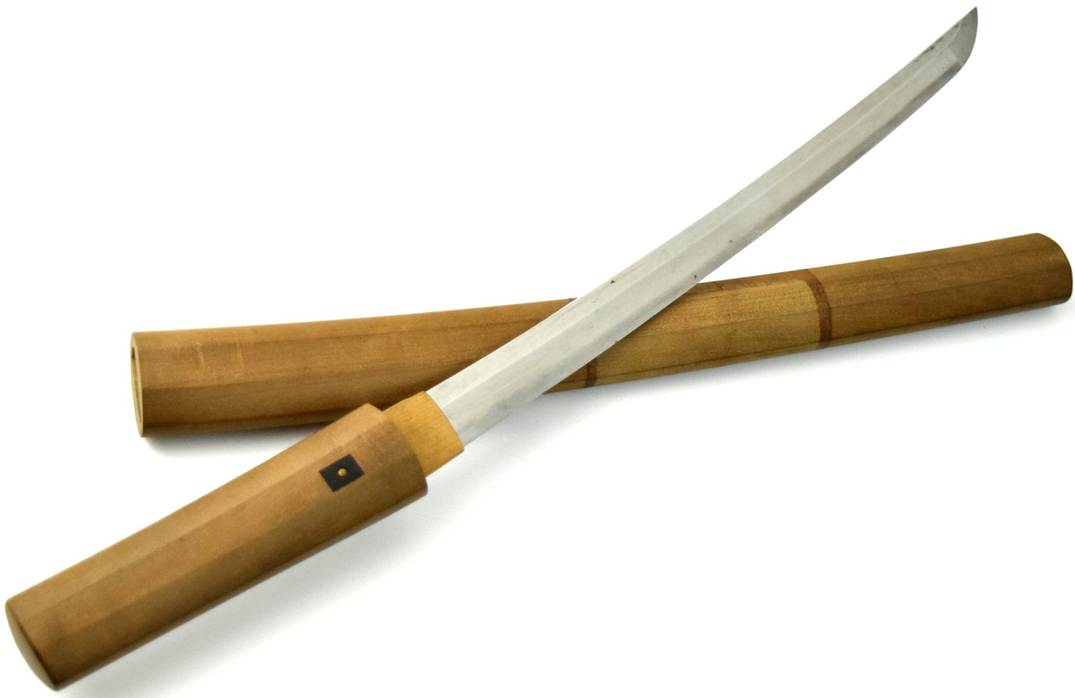 Edo period Japanese Tanto knife, late 1600s ~ signed Sesshu ju Fujiwara Yoshikuni.