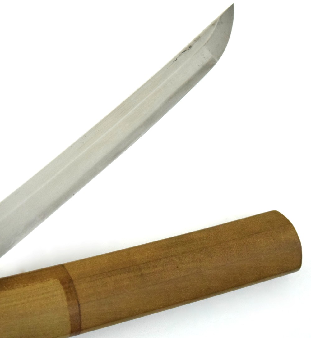 Edo period Japanese Tanto knife, late 1600s ~ signed Sesshu ju Fujiwara Yoshikuni.