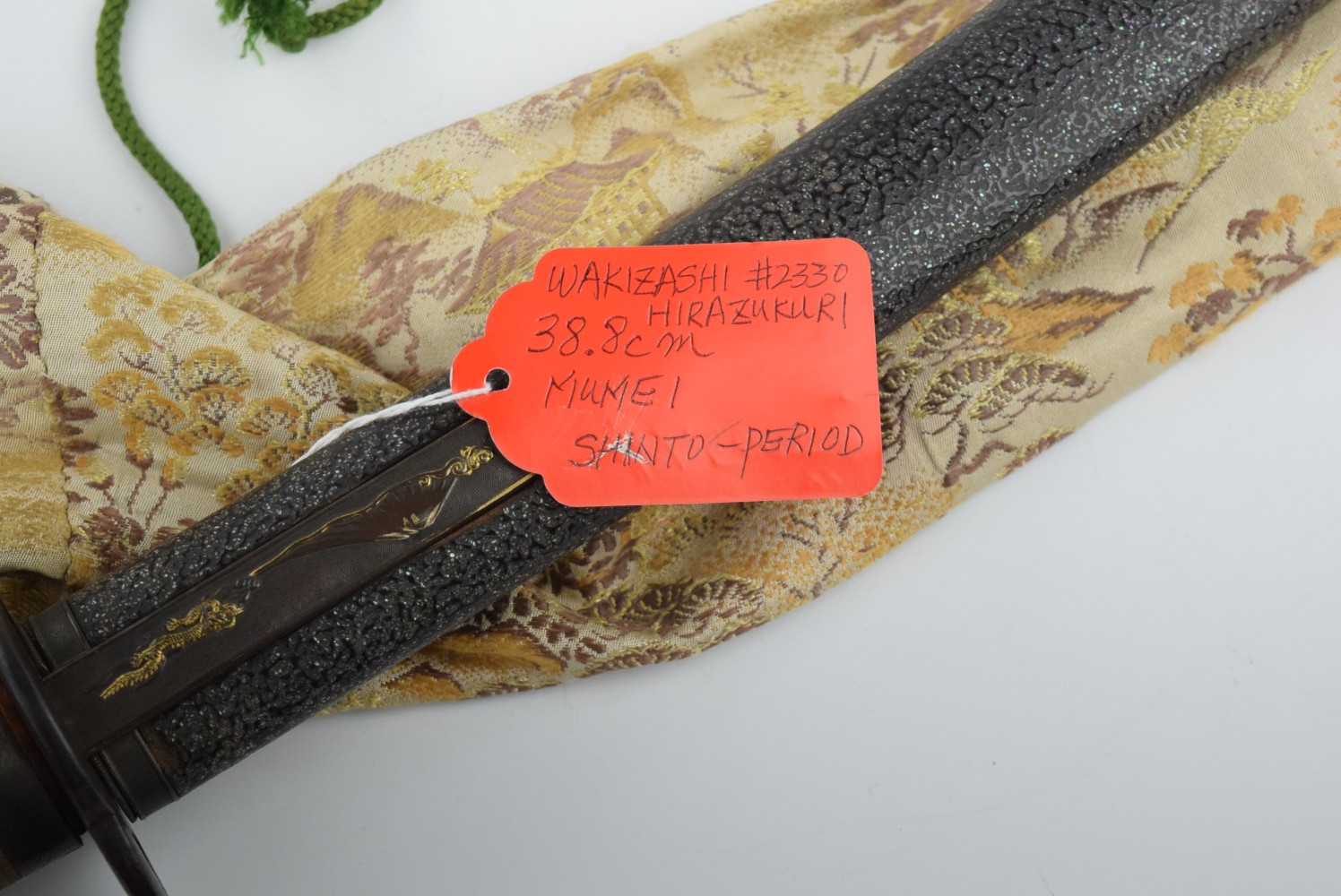 Very Nicely Mounted Japanese Samurai Shinto era Mumei HIRAZUKURU Wakizashi Sword Dagger. Fine Saya Lacquer and Shakudo Mounts.