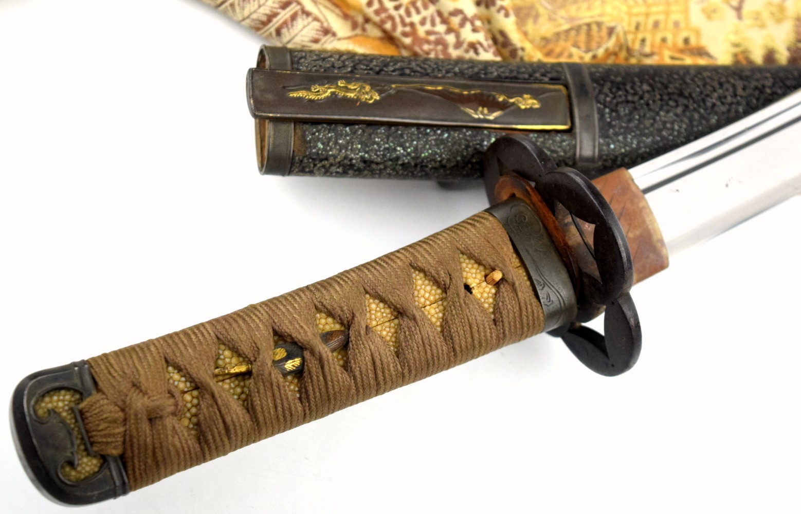 Very Nicely Mounted Japanese Samurai Shinto era Mumei HIRAZUKURU Wakizashi Sword Dagger. Fine Saya Lacquer and Shakudo Mounts.