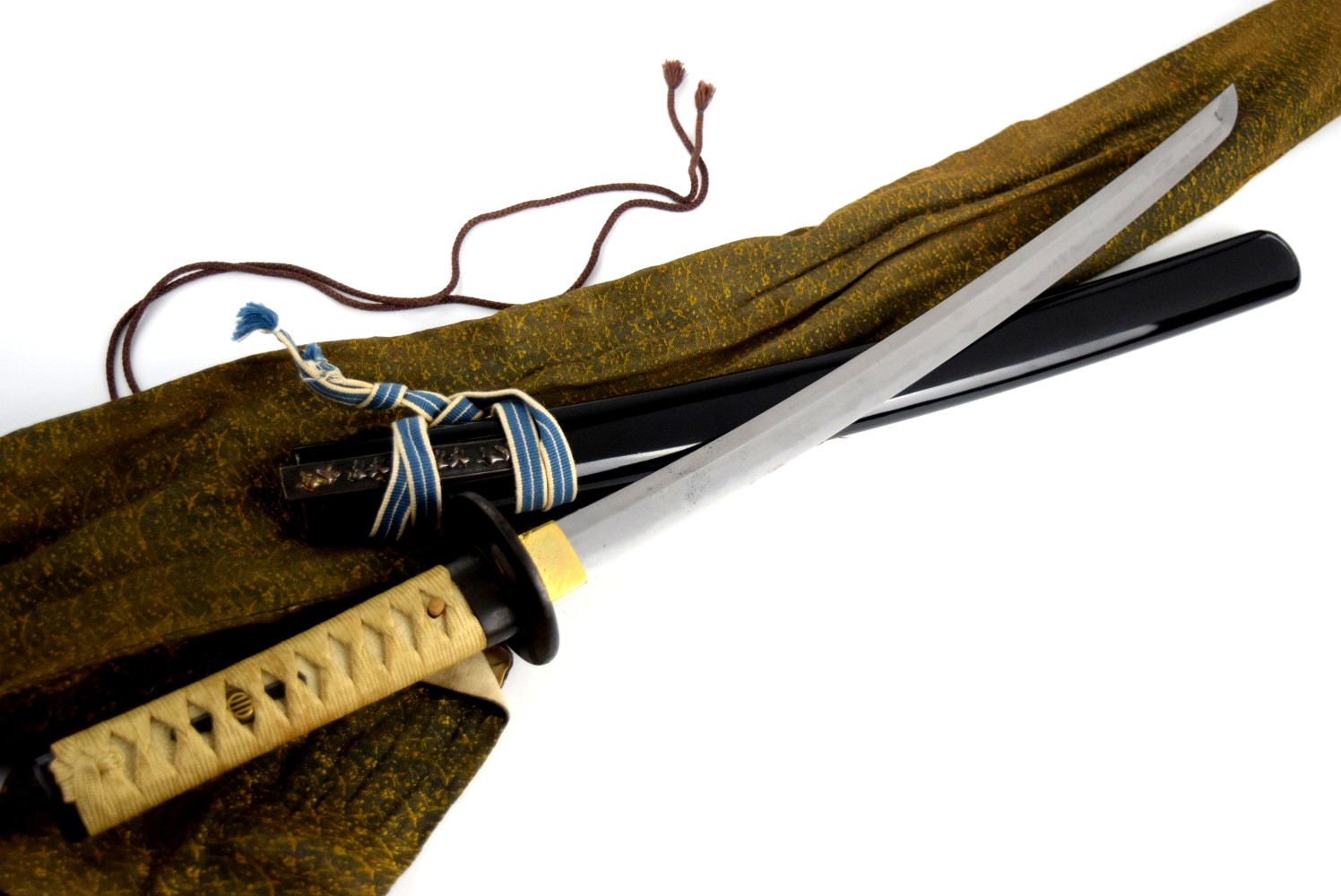 Nice Edo Period Japanese Samurai Wakizashi Sword, Mumei Koto or Shinto Blade, Nice Mounts, Wild Hamon Temper Line.