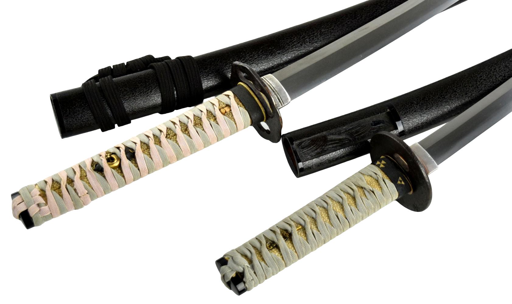 Daisho / Pair of 2 Japanese sword Wakizashi, both blade late-Koto to Shinto circa 16th / 17th century, both are in full samurai mount with o