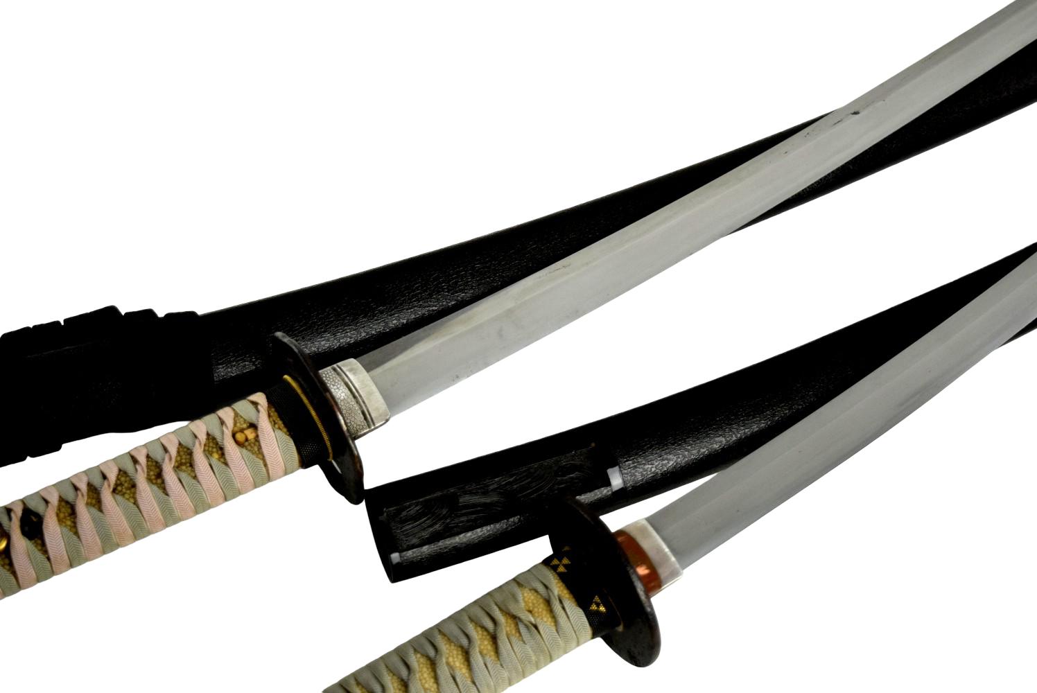 Daisho / Pair of 2 Japanese sword Wakizashi, both blade late-Koto to Shinto circa 16th / 17th century, both are in full samurai mount with o