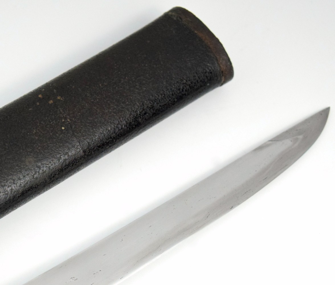 Very Nice KOTO era Japanese Samurai YOROIDOSHI-TANTO Dagger, Lovely Matching Large Snail Mounts, Thick Mumei Blade with Active Hamon & Grain
