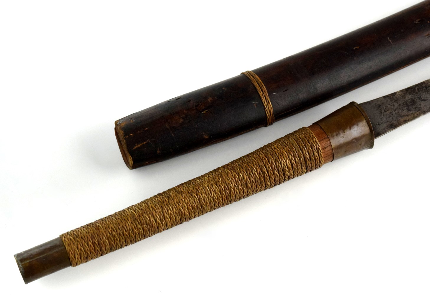 Antique Asian Burmese or Vietnamese DHA Sword