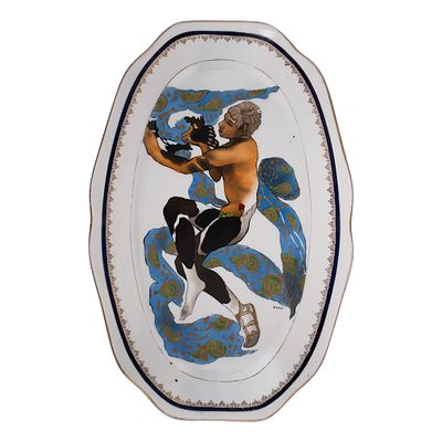 Бронницы. Блюдо &laquo;Вацлав Нижинский в балете &laquo;Послеполуденный отдых Фавна&raquo; по рисунку Леона Бакста. 