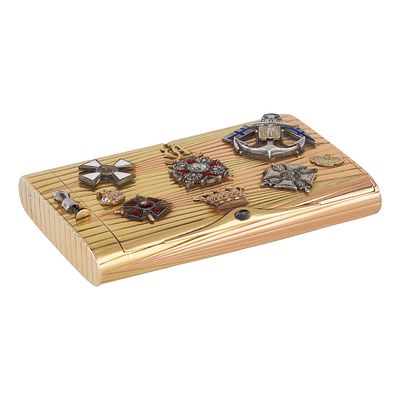 Фаберже (?). Золотой портсигар двуцветный, рейфованый со спичечницей и накладками. Российская 