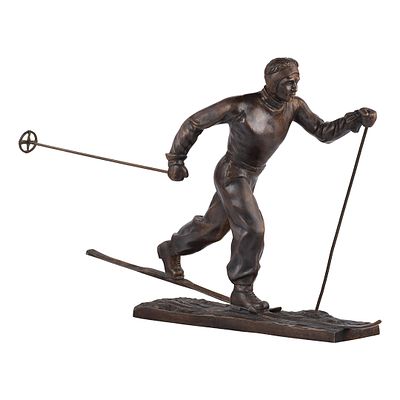 Скульптурная композиция &laquo;Лыжник&raquo;. СССР, Ленинград, 1950. Завод художественного литья 