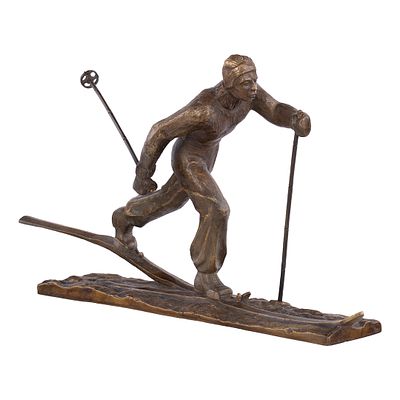 Скульптурная композиция &laquo;Лыжник&raquo;. СССР, Урал (?), 1950-е. Скульптор А. В. Крыжановская. 
Бронза; 