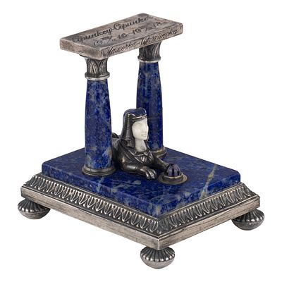 Звонок в египетском стиле. Российская империя, Санкт-Петербург, 1908. Мастерская А. И. Сумина. 